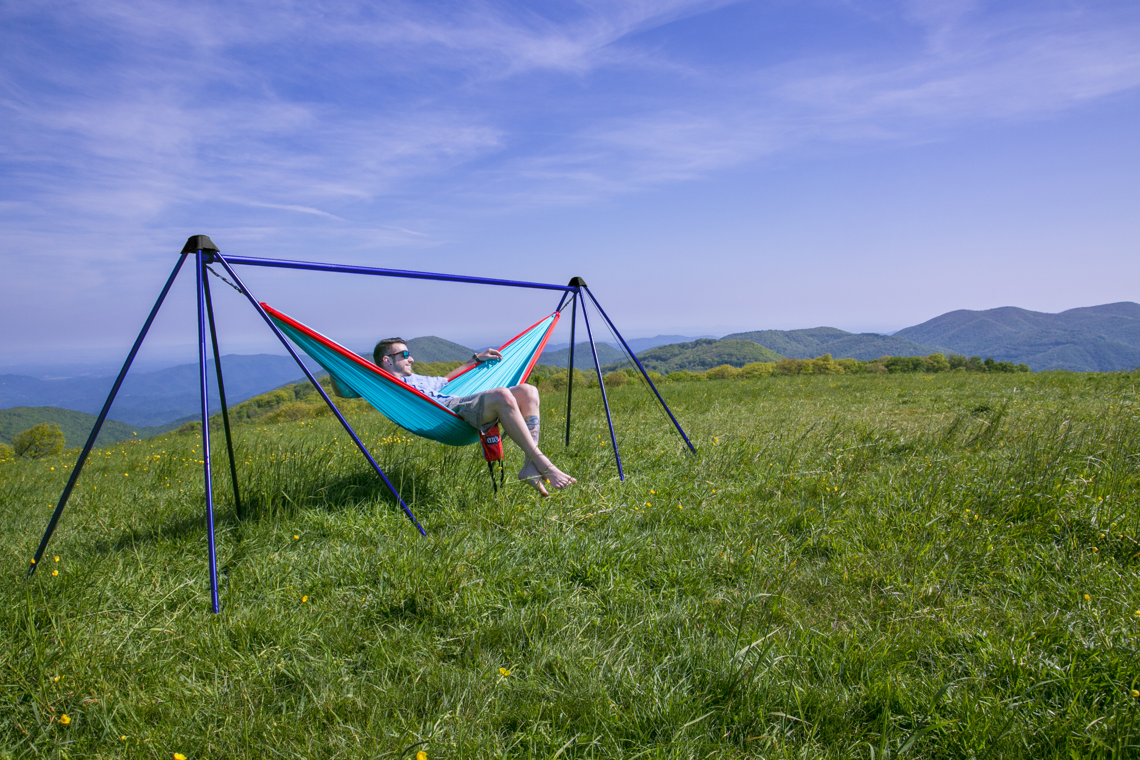 eno nomad portable hammock stand lifestyle 8 eno blog eno hammock comparison chart